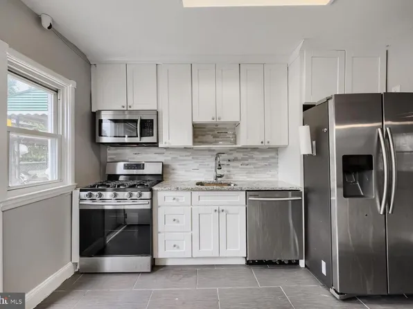 1014 Lyndhurst St, Baltimore, MD 21229
