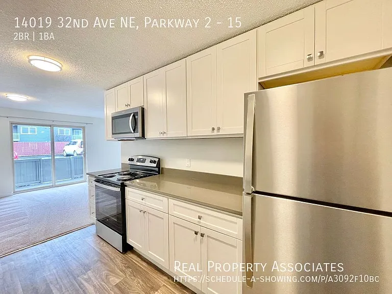 Parkway 2 — Photo 18