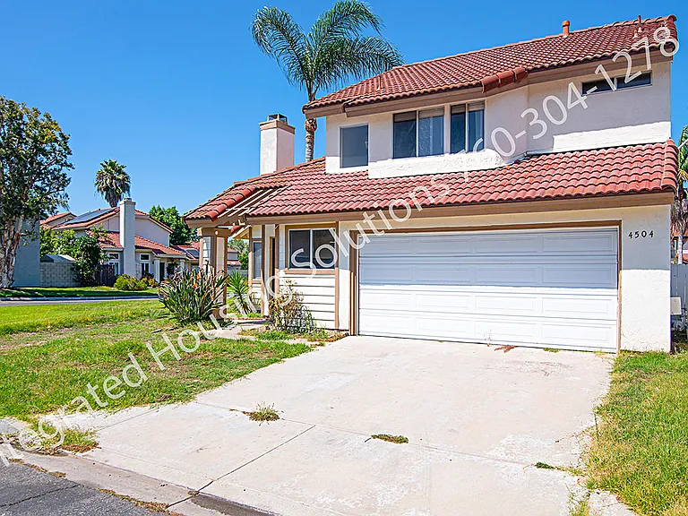 4504 Goldfinch Way — Photo 3