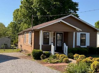 1406 Nutwood St, Bowling Green, KY 42104