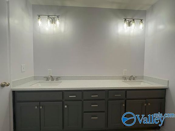 3rd image of 2522 Garden Park Dr NW