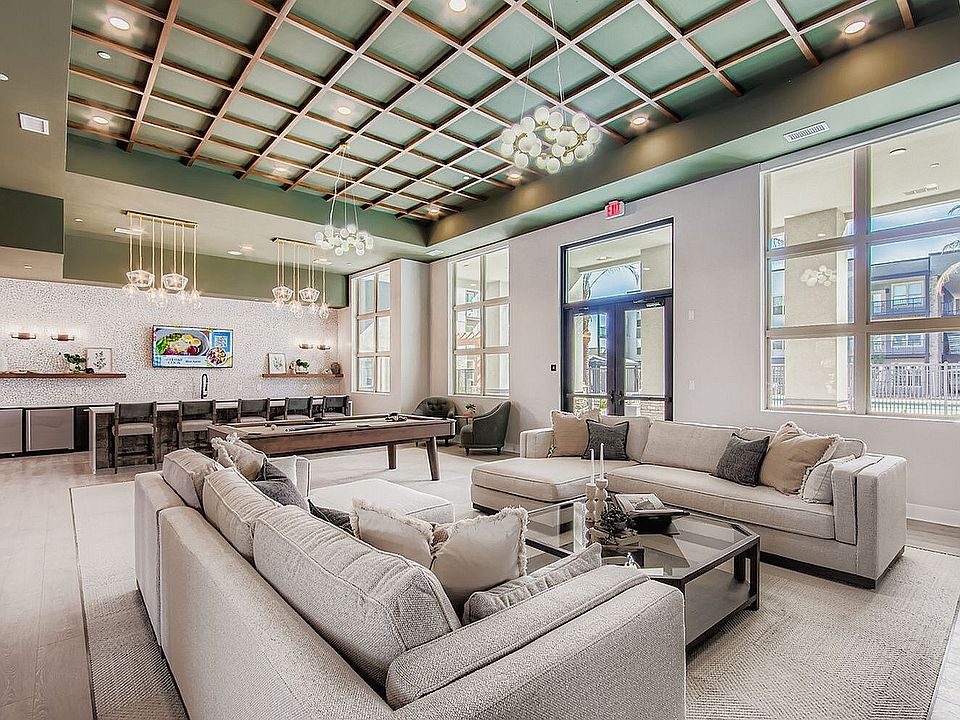 Garrett Mesa Clubhouse