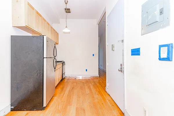 Rented by RENTBK LLC | media 4