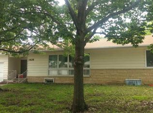 1428 Oxford Dr, Emporia, KS 66801