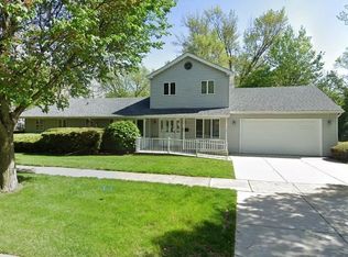 51 E Washington St, Palatine, IL