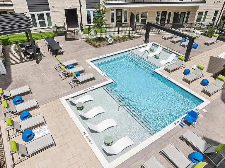 Jefferson Grandscape — Photo 42