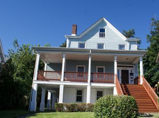 1010 Orchard St, Peekskill, NY 10566