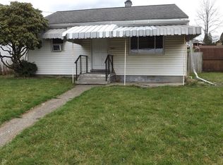 1504 Saxonburg Rd, Natrona Heights, PA 15065
