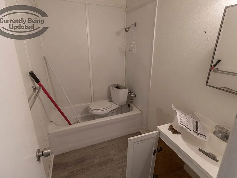 701 W Cunningham Dr #1 — Photo 6