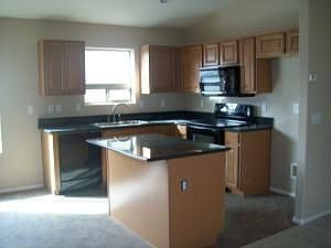 3rd image of 409 E Daniella Dr
