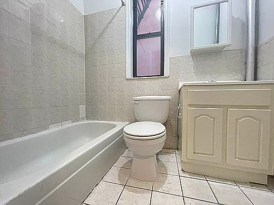 5th image of 501 W 171st St #43