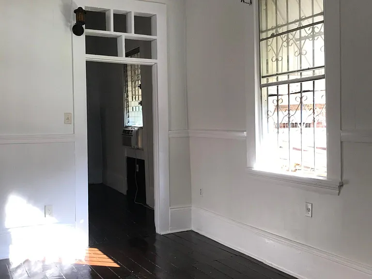 415 S Scott St — Photo 7