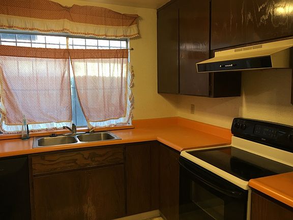 4th image of 8142 Grenoble Way