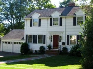 22 Shaw Rd, Wellesley, MA 02481