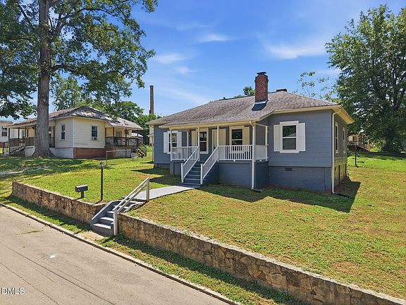 2nd image of 213 Hicks Cir