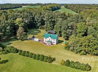 193 Red Hawk Ln, Olin, NC 28660