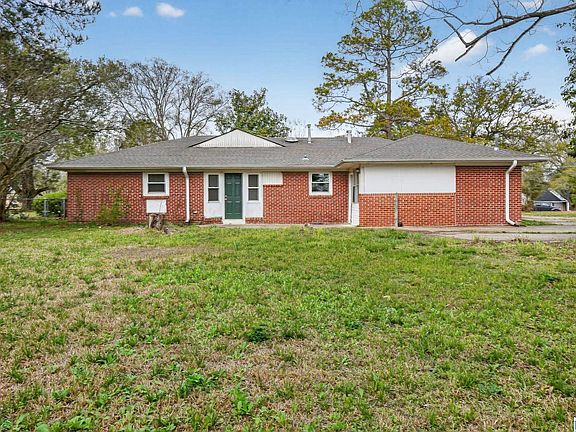 4th image of 2641 Fairmont Rd