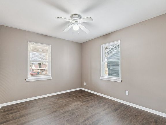 5th image of 1416 SE 39th St