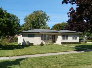 30159 Warner Ave, Warren, MI 48092