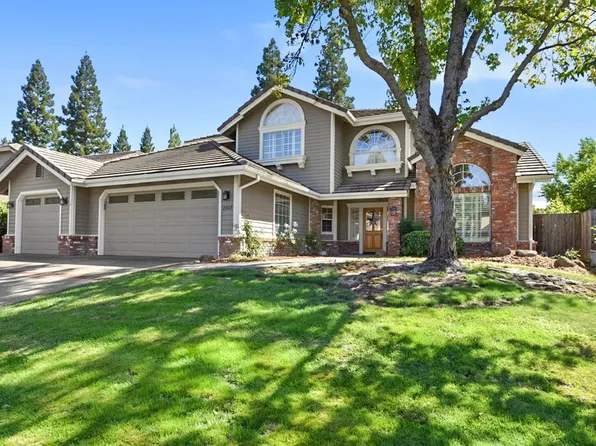 2247 Banbury Cir, Roseville, CA 95661