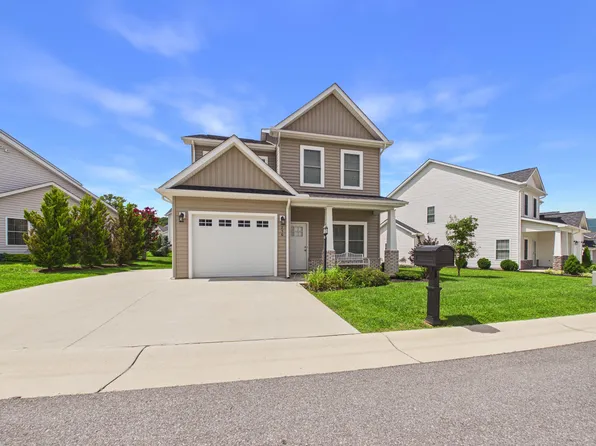 256 Louise Ln, Elliston, VA 24087