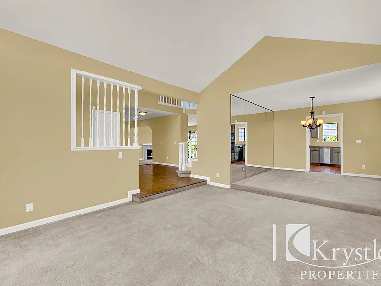 152 Chesapeake Dr — Photo 9