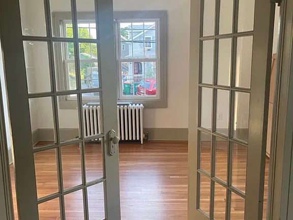 2nd image of 12 Alice St #2