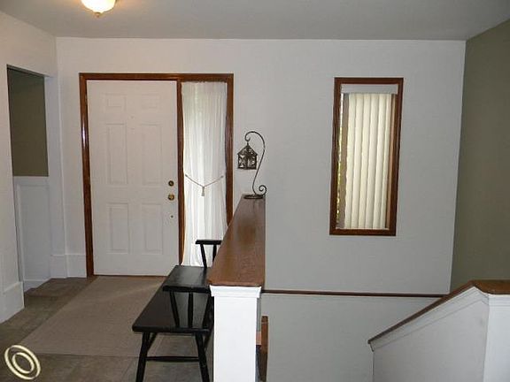 4th image of 4483 Lynne Ln