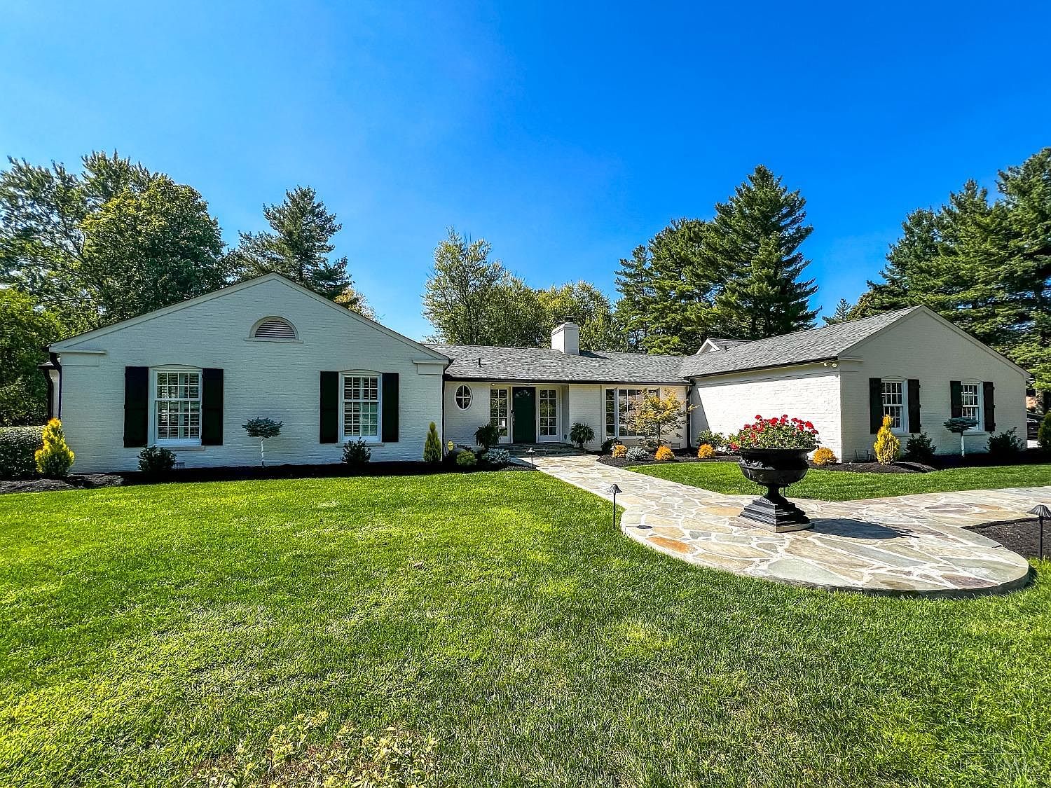 7555 Indian Hill Rd, Cincinnati, OH 45243 | Zillow