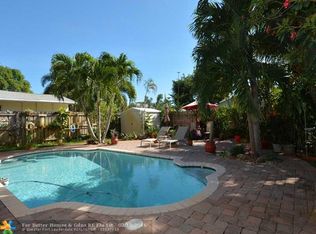 802 NE 34th Ct, Oakland Park, FL 33334