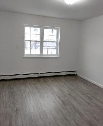 3rd image of 6240 Hillmeyer Ave Floor 2