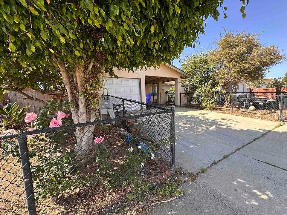 1st image of 4750 Calle Estrella
