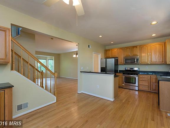 5th image of 14643 Stream Pond Dr