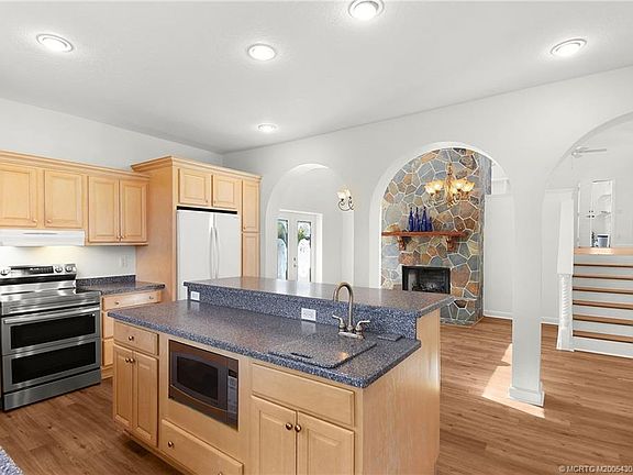 2nd image of 2228 NE Center Cir