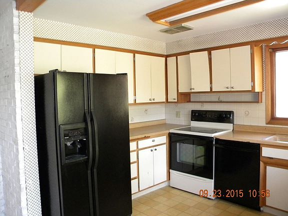 5th image of 3721 E 21st Ave