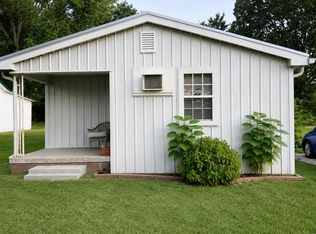 216 Strawberry St, Portland, TN 37148
