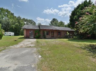 155 Bowers St, Estill, SC 29918
