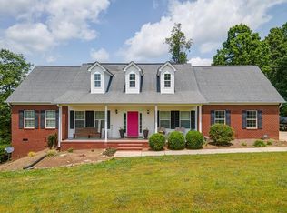 1040 S Ridge Dr, Dalton, GA 30721