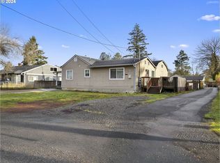 3610 SE 141st Ave #B, Portland, OR 97236