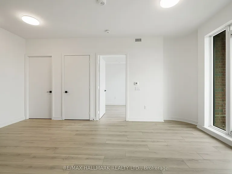 1185 Dupont St #627 — Photo 20