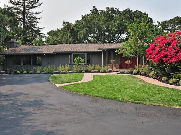 2nd image of 17110 Crescent Dr