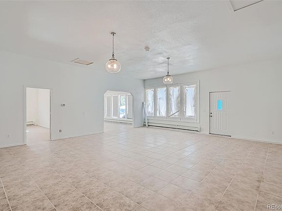 5th image of 10635 Crystal Dr