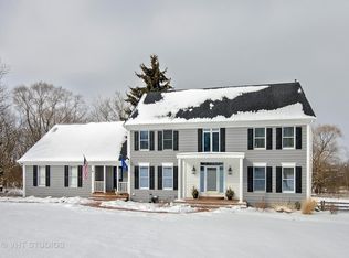4207 Fox Creek Dr, Crystal Lake, IL 60012