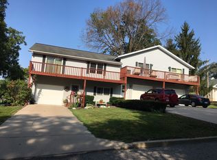 600 Plum St APT 2, Peru, IL 61354