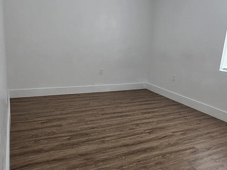 8814 Daisy View Ln — Photo 11