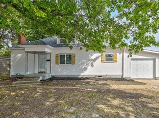 9012 E Gregory Blvd, Raytown, MO 64133