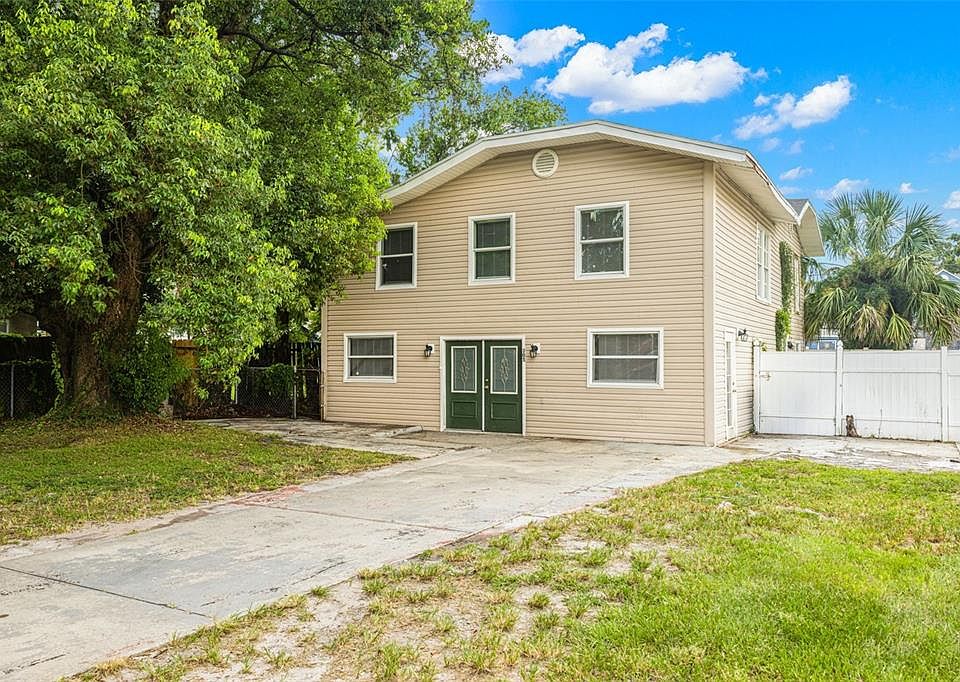 1st image of 305 E HANNA AVENUE