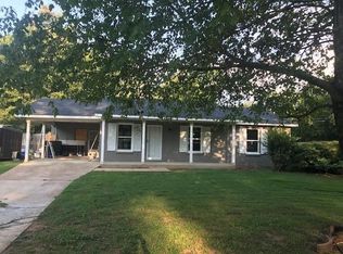 100 Walker Ave, Tuscumbia, AL 35674