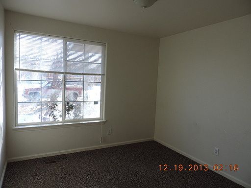 5th image of 330 Wildrose Dr