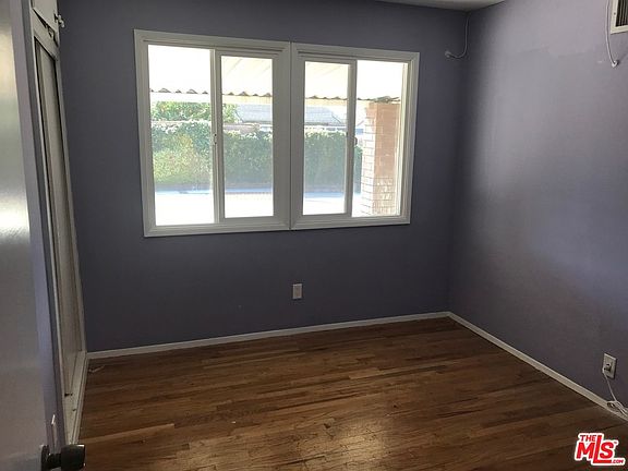 5th image of 1240 Swain St